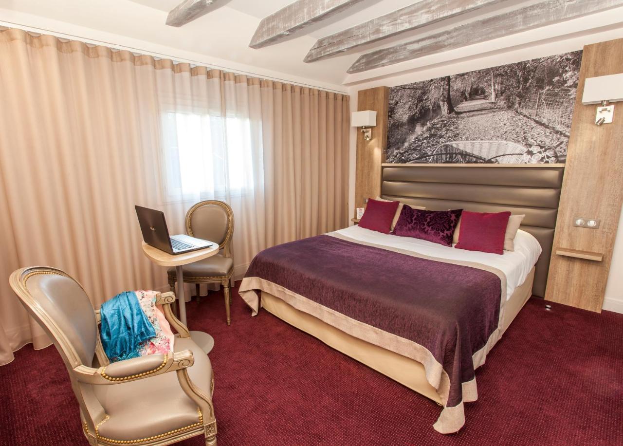 Hotel Logis - Le Christina Bourges Exteriér fotografie