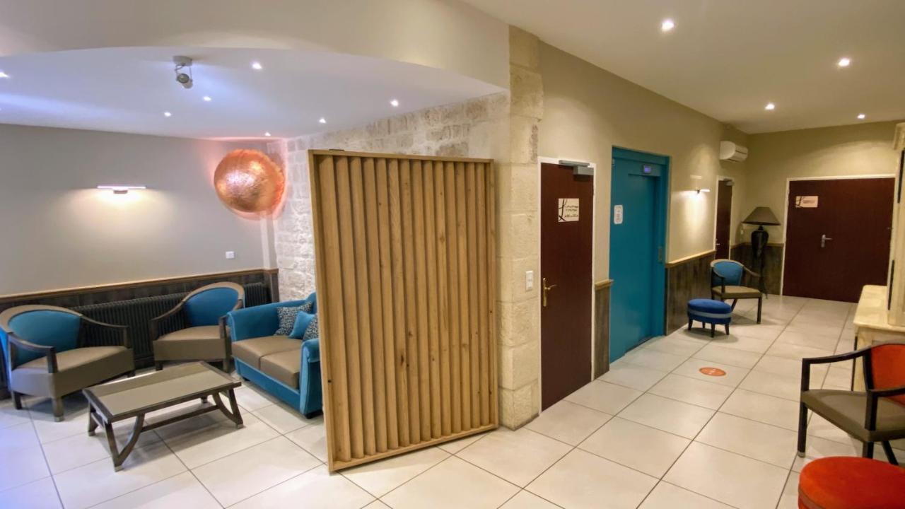 Hotel Logis - Le Christina Bourges Exteriér fotografie